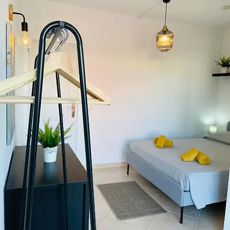 Travellers Guest house