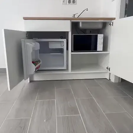 Travellers Гостевой дом Лагуш